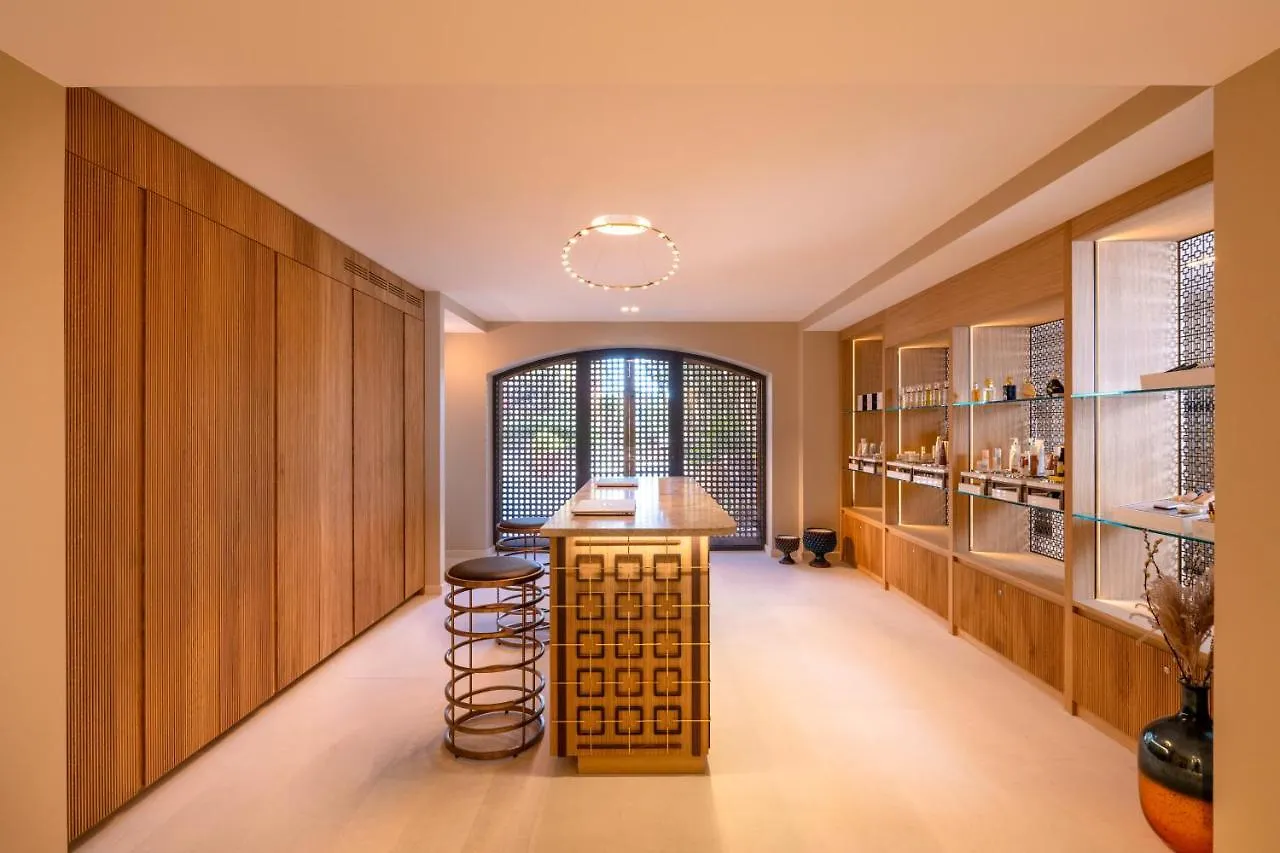 Hotel Byblos سان تروبيه 5*, سان تروبيه