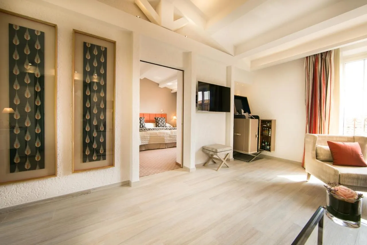 Hotel Byblos Saint-Tropez